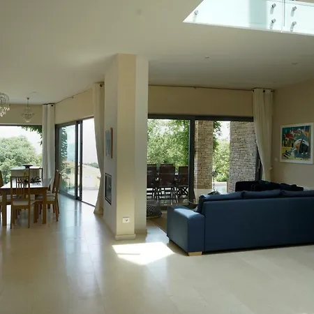 Casa Bura *